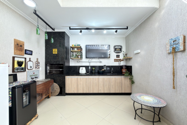 Sobrado Semi-Novo à venda no Parque São Domingos na Rua Homero Sales,