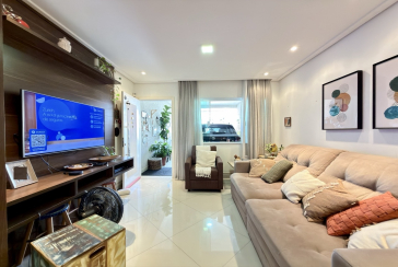 Sobrado Semi-Novo à venda no Parque São Domingos na Rua Homero Sales,