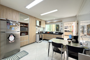 Sobrado Semi-Novo à venda no Parque São Domingos na Rua Homero Sales,