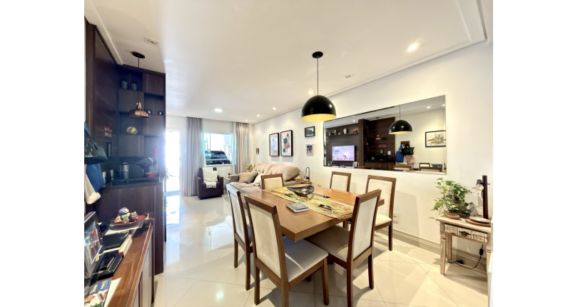 Sobrado Semi-Novo à venda no Parque São Domingos na Rua Homero Sales,