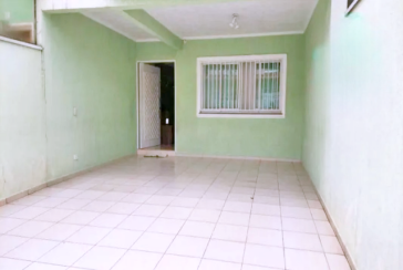 Sobrado à venda no Bairro do Jardim Marisa na Rua Avelino Ginjo