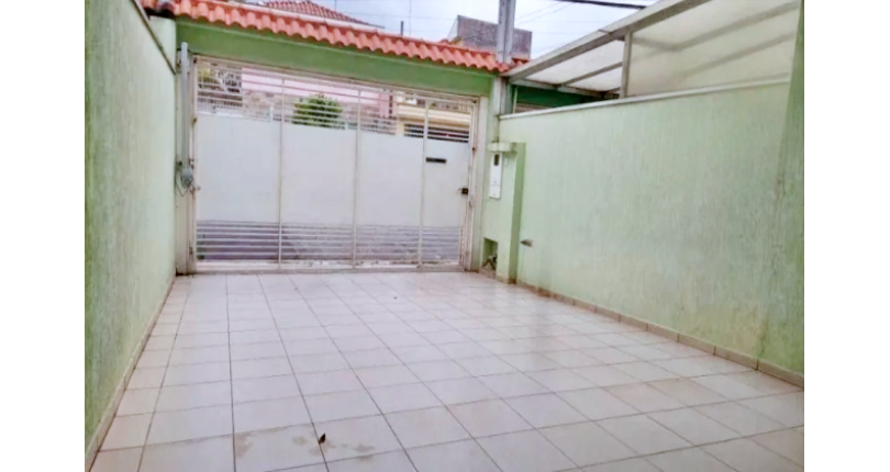 Sobrado à venda no Bairro do Jardim Marisa na Rua Avelino Ginjo