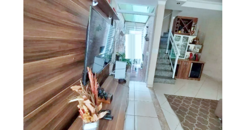 Sobrado à venda no Bairro do Jardim Marisa na Rua Avelino Ginjo