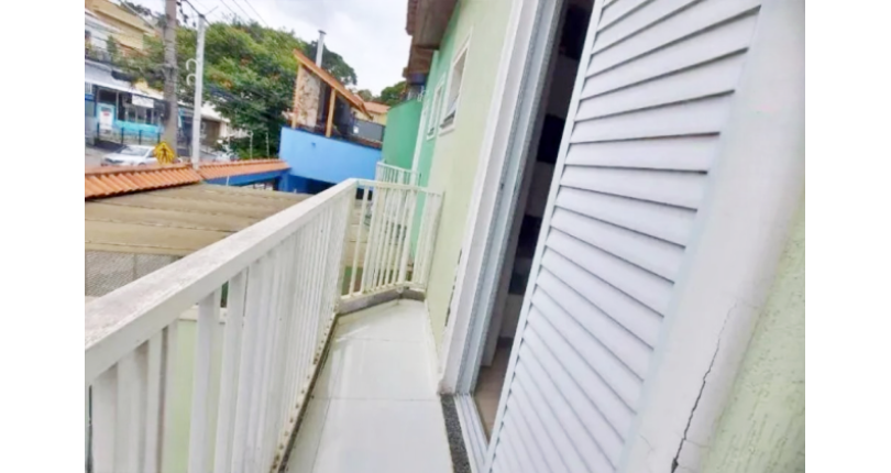 Sobrado à venda no Bairro do Jardim Marisa na Rua Avelino Ginjo