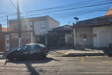 Terreno à venda no Bairro da Vila Santa Edwiges na Rua Agamenon Magalhães,