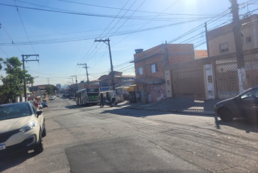 Terreno à venda no Bairro da Vila Santa Edwiges na Rua Agamenon Magalhães,