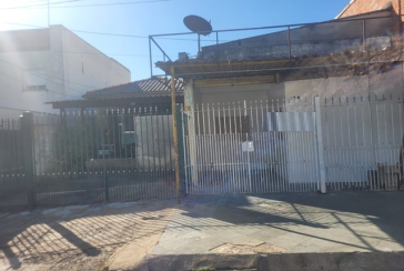 Terreno à venda no Bairro da Vila Santa Edwiges na Rua Agamenon Magalhães,