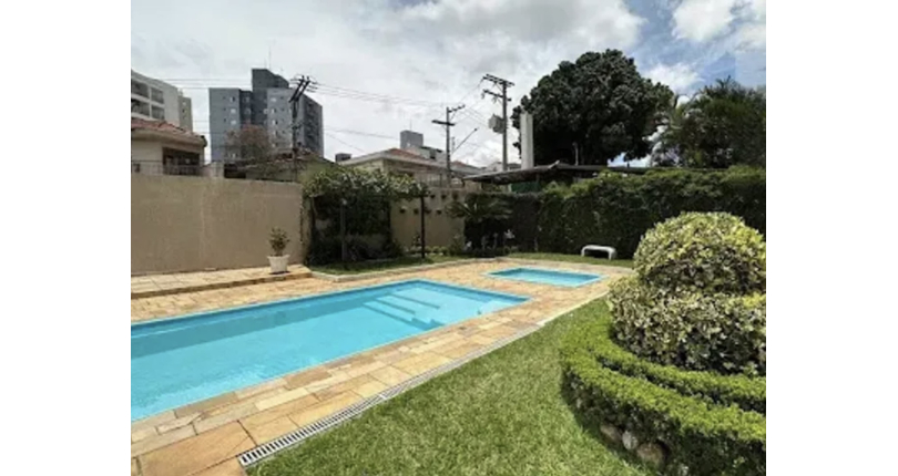 Apartamento à venda no Bairro da Vila Mangalot na Rua Itaxama 57