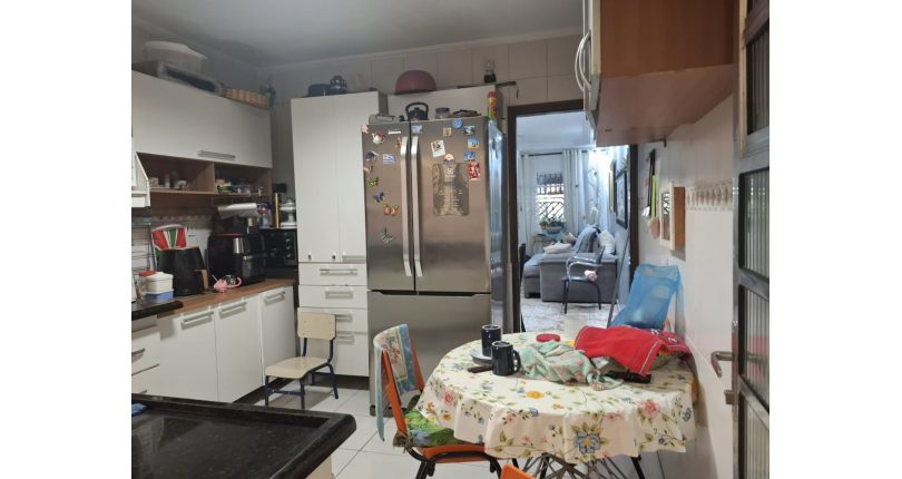 Sobrado à venda no Bairro da Vila Souza na Avenida Deputado Cantídio Sampaio