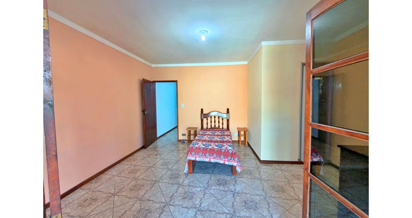 Sobrado à venda no Bairro do Jardim Santa Fé (Zona Oeste) na Rua Honorato Pereira,