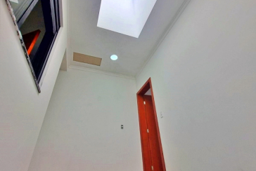 Belo Sobrado novo à venda no Bairro da Vila Catupia na Rua Tapendi 186