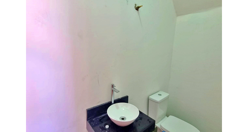 Sobrado novo à venda no Bairro da Vila Catupia na Rua Tapendi 194