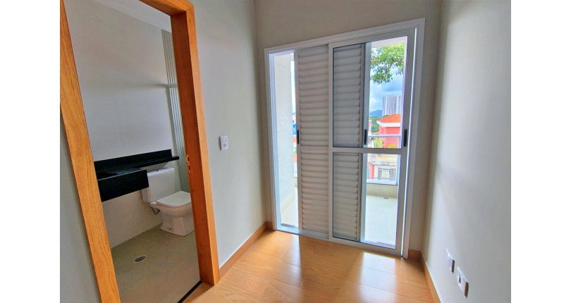 Sobrado novo à venda no Bairro do Jardim Felicidade (Zona Oeste) na Rua Elias Vitorino de Souza 240,