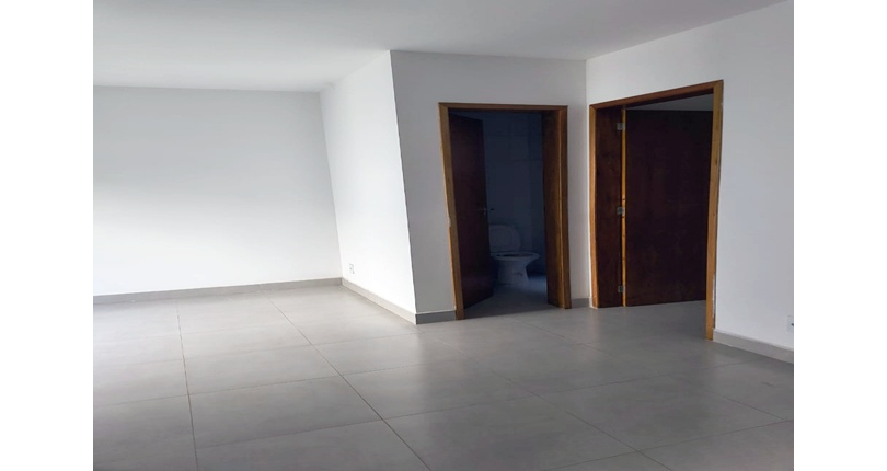 Apartamento novo à venda no Bairro do Jardim Regina na Rua Francisco Ursaia 77