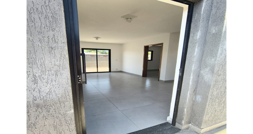 Oportunidade: Apartamento novo à venda no Bairro do Jardim Regina na Rua Francisco Ursaia 77