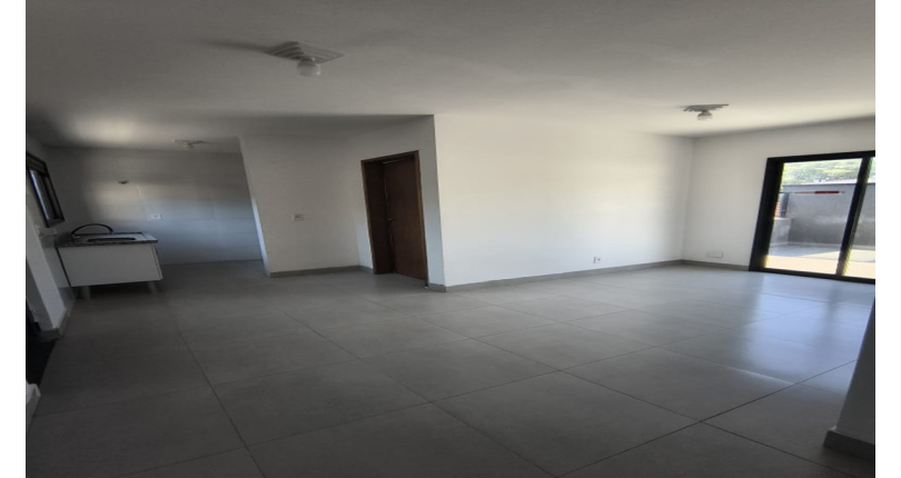 Apartamento à venda Rua Francisco Ursaia, 77, Jardim Regina - Imóveis à Venda
