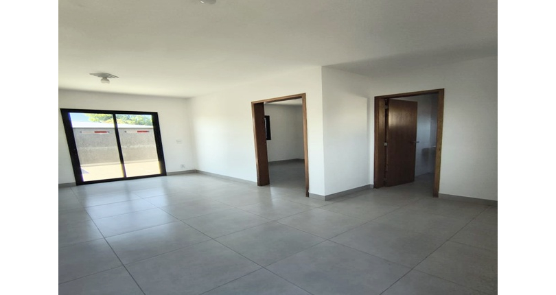  Apartamento novo à venda no Bairro do Jardim Regina na Rua Francisco Ursaia 77