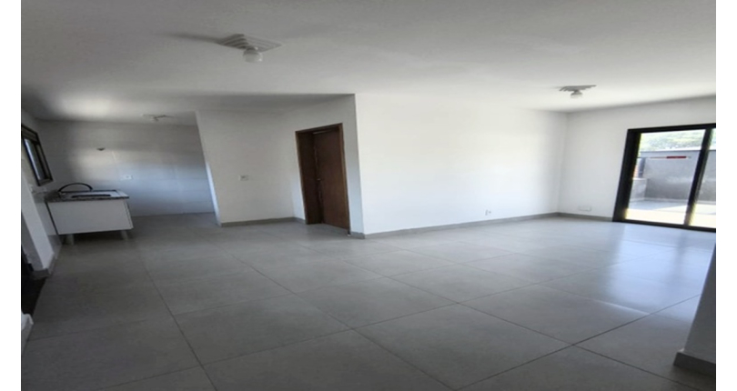 Apartamento à venda Rua Francisco Ursaia, 77, Jardim Regina - Imóveis à Venda