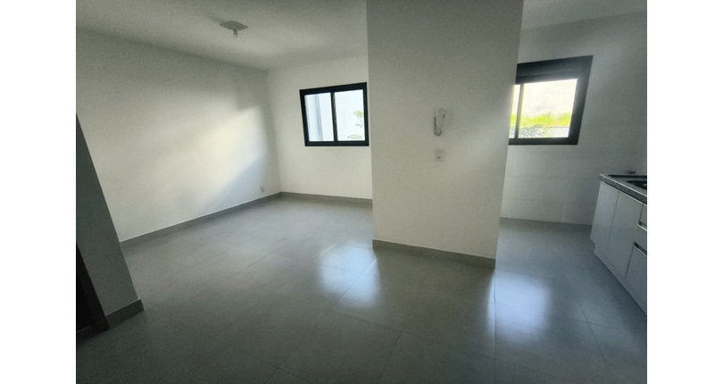  Apartamento à venda no Bairro do Jardim Regina na Rua Francisco Ursaia 77