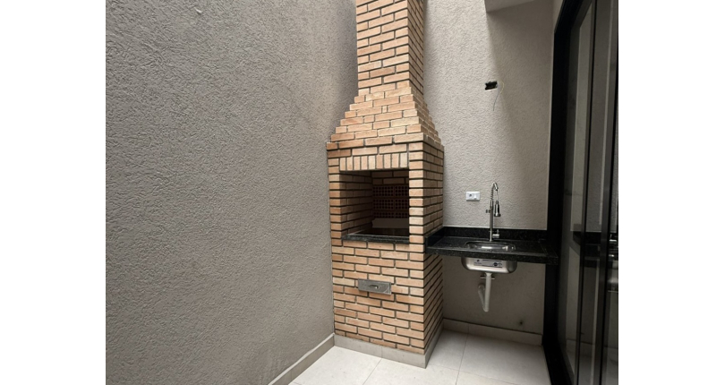 Sobrado novo à venda no Bairro da Vila Boaçava na Rua Erva Café