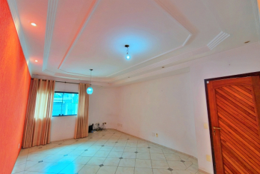 Casa assobradada à venda na Vila Pirituba na Rua Carlos Malheiro Dias