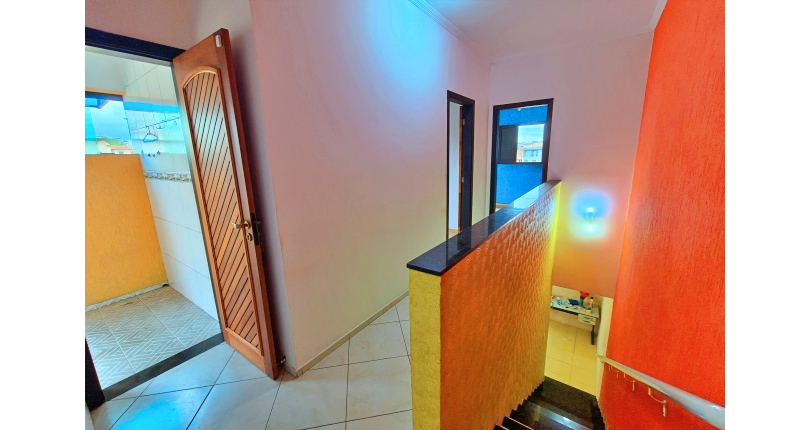 Casa assobradada à venda na Vila Pirituba na Rua Carlos Malheiro Dias