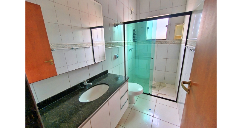 Casa assobradada à venda na Vila Pirituba na Rua Carlos Malheiro Dias