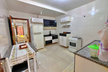 Sobrado à venda no Bairro do Jardim Santa Mônica na Avenida Alta Mantiqueira,