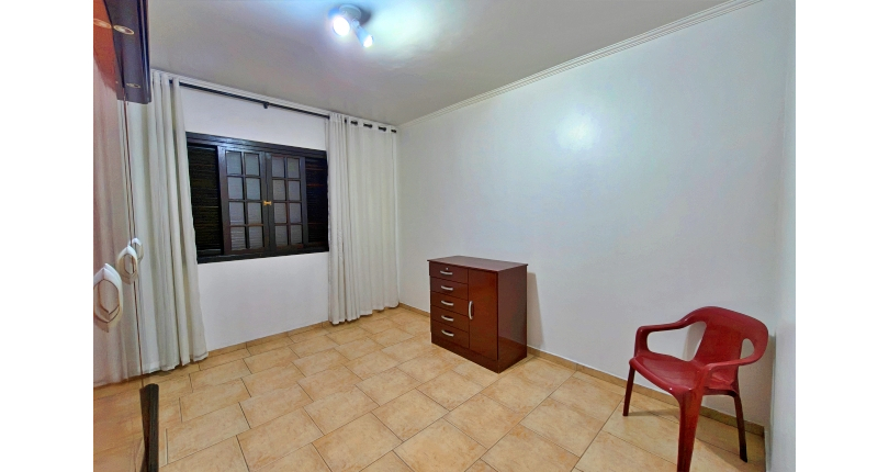 Sobrado à venda no Bairro do Jardim Santa Mônica na Avenida Alta Mantiqueira,