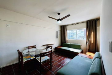 Apartamento à venda no Guarujá no Bairro do Enseada na Avenida Abílio dos Santos Branco 646