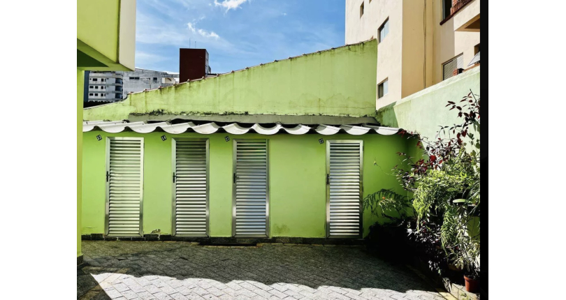 Apartamento à venda no Guarujá no Bairro do Enseada na Avenida Abílio dos Santos Branco 646,