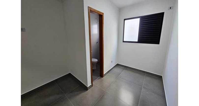 Sobrado novo à venda no Bairro Jardim Líbano na Rua João de Almeida e Silva 591