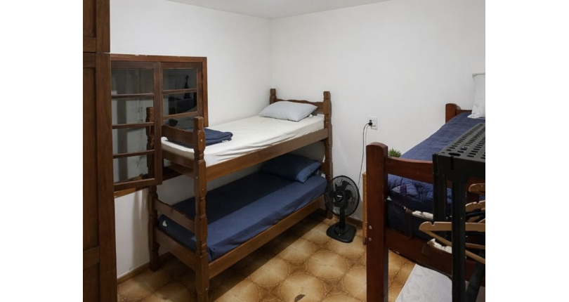 Casa à venda no Bairro do Jardim Regina na Rua Engenheiro Marcílio Cardoso