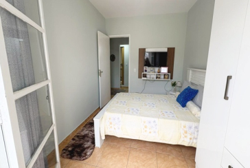  Sobrado à venda no Bairro do Jardim Santo Elias na Rua Padre João Beil