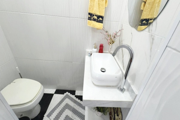  Sobrado à venda no Bairro do Jardim Santo Elias na Rua Padre João Beil
