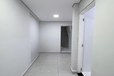  Sobrado à venda no Bairro do Jardim Santo Elias na Rua Francisco Coelho
