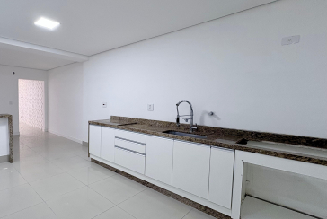  Sobrado à venda no Bairro do Jardim Santo Elias na Rua Francisco Coelho