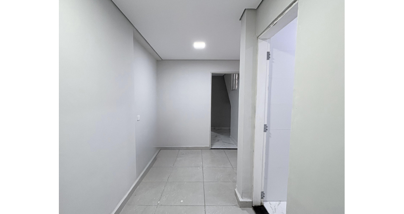  Sobrado à venda no Bairro do Jardim Santo Elias na Rua Francisco Coelho