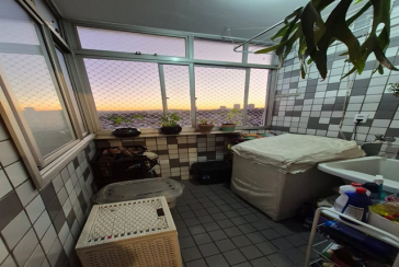 Apartamento à venda no Bairro da Vila Mangalot na Rua Alvorada do Norte 158