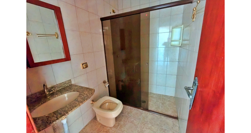 Sobrado à venda Rua Major Alfredo Romão, Vila Clarice - Imóveis à Venda