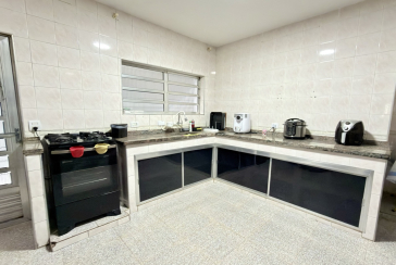  Sobrado à venda no Jardim Ipanema (Zona Oeste) na Rua Gregório Tagle