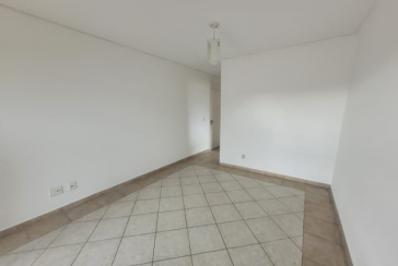 Apartamento à venda no Bairro do Conjunto Residencial Vista Verde na Rua Jose Carlos de Resende 92,