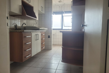 Apartamento à venda no Bairro do Conjunto Residencial Vista Verde na Rua Jose Carlos de Resende 92,