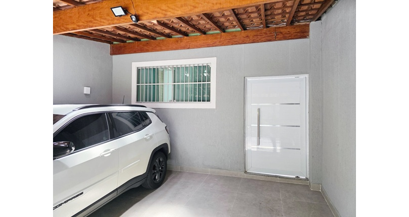  Sobrado à venda no Bairro do Parque Maria Domitila na Rua José Teodoro Vieira