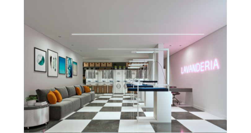 Apartamento à venda no Bairro do Parque São Domingos na Avenida General Charles de Gaulle 53