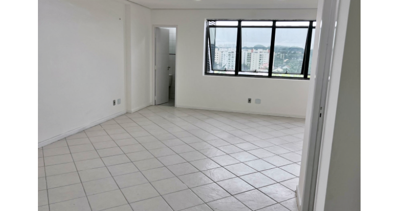 Sala Comercial à venda no Bairro da Lapa na Rua Domingos Rodrigues 341
