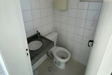 Sala Comercial à venda no Bairro da Vila Romana na Rua Catão 124, 