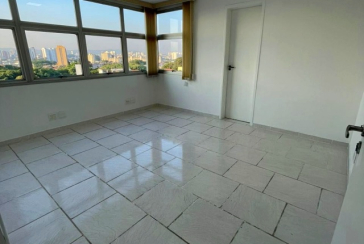 Sala Comercial à venda no Bairro da Vila Romana na Rua Catão 124, 
