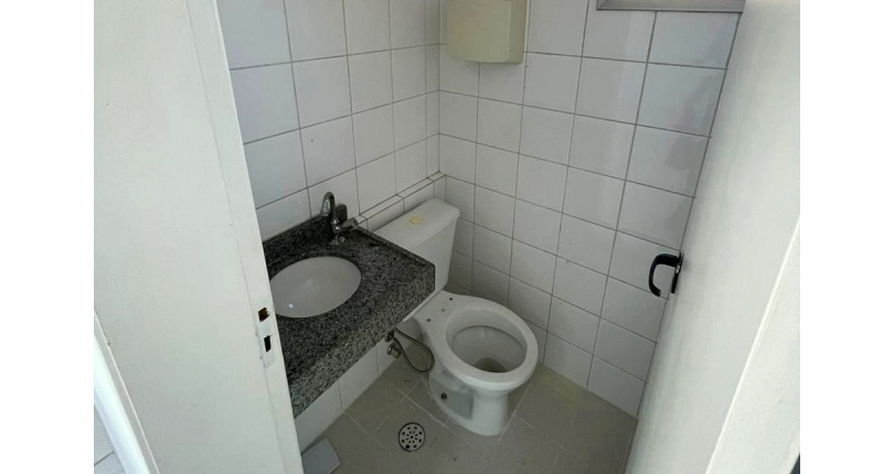 Sala Comercial à venda no Bairro da Vila Romana na Rua Catão 124, 