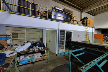 Galpão comercial ou Industrial à venda no Bairro da Vila Anastácio na Rua Alvarenga